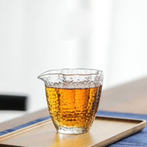 Glass Gong Dao Bei Hammered Texture with Gilded Edge 185ml