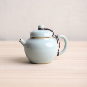 Chinese Ceramic Tea Infuser Pot 110ml