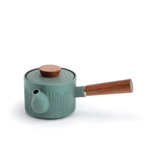 front view 150ml green ceramic Japanese Kyusu Teapot with wooden handle