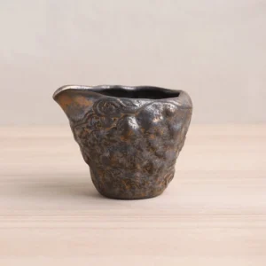 Dark kiln glazed cloud pattern ceramic Gong Dao Bei tea fairness pitcher