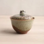 handmade crackle glaze ceramic gaiwan style A with animal knob