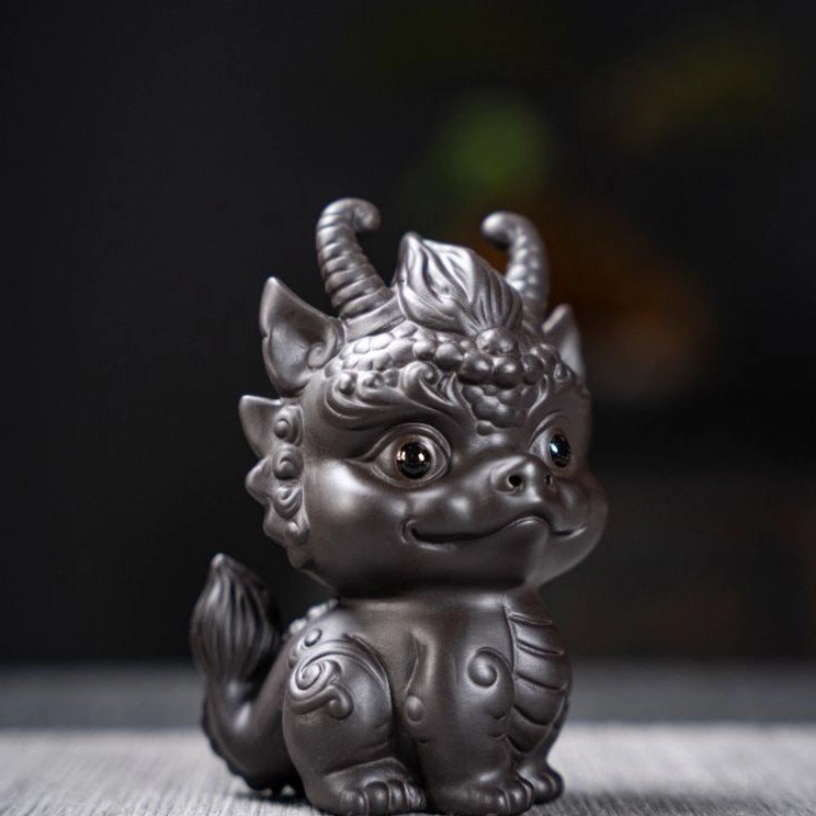 purple zisha qilin dragon tea pet side view