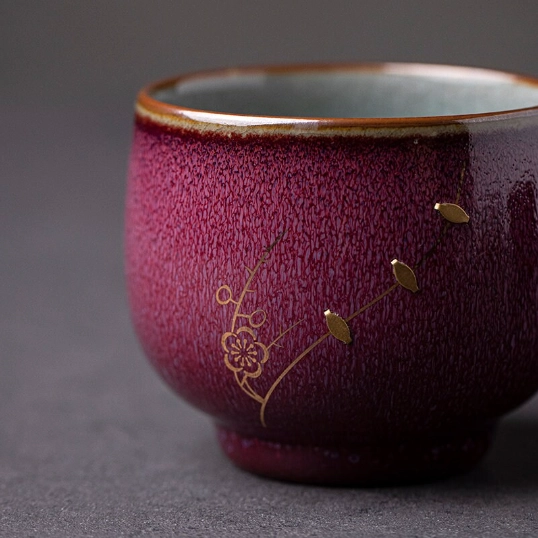 top view of kintsugi gongfu tea cup showing inner glaze